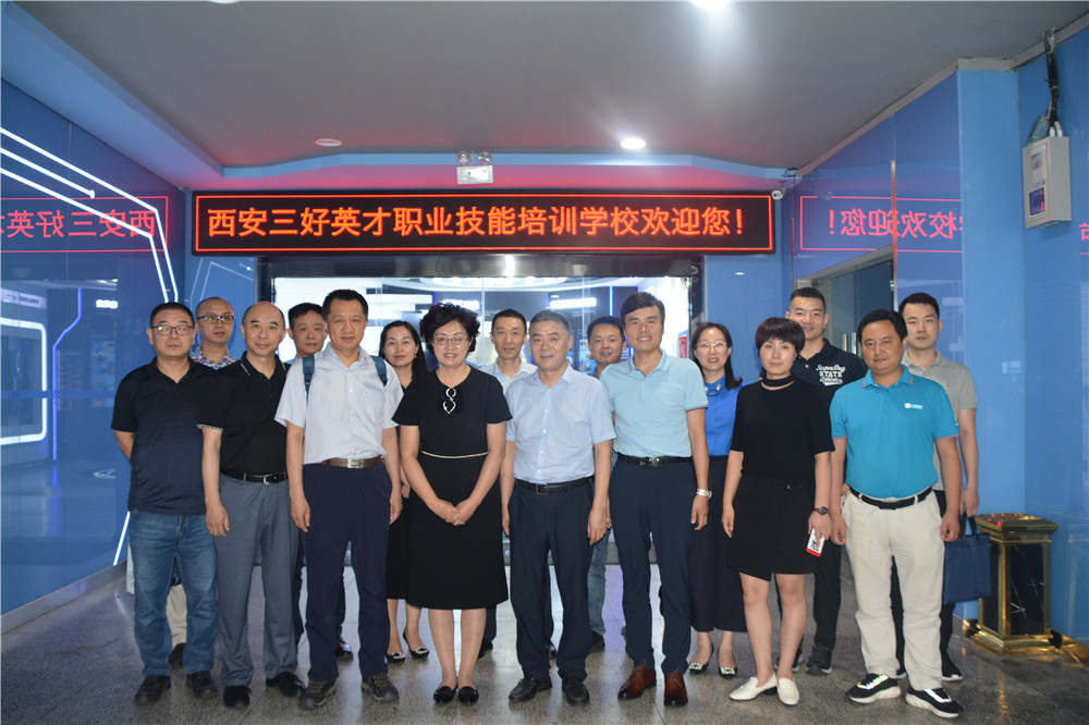 岳的大肥臀让我进