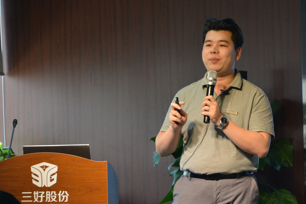 岳的大肥臀让我进