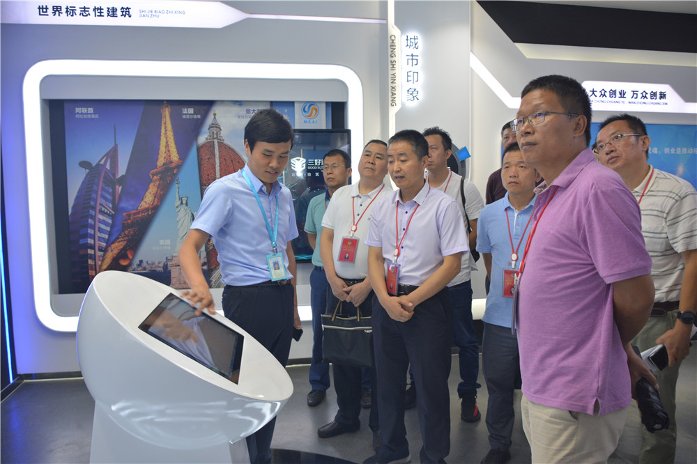 岳的大肥臀让我进