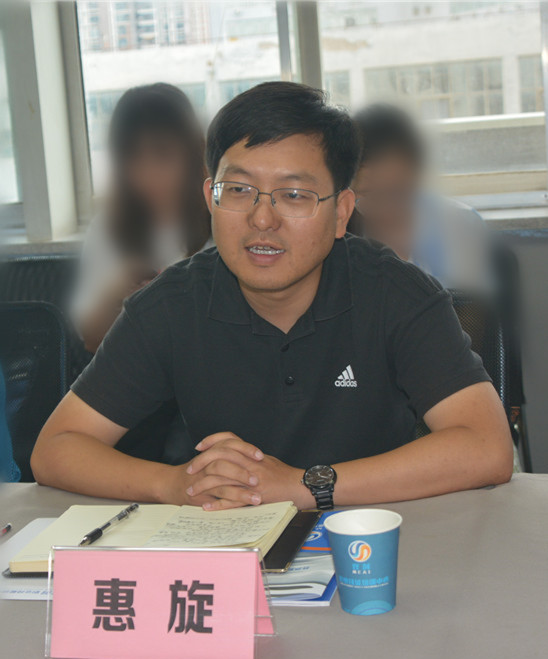 岳的大肥臀让我进