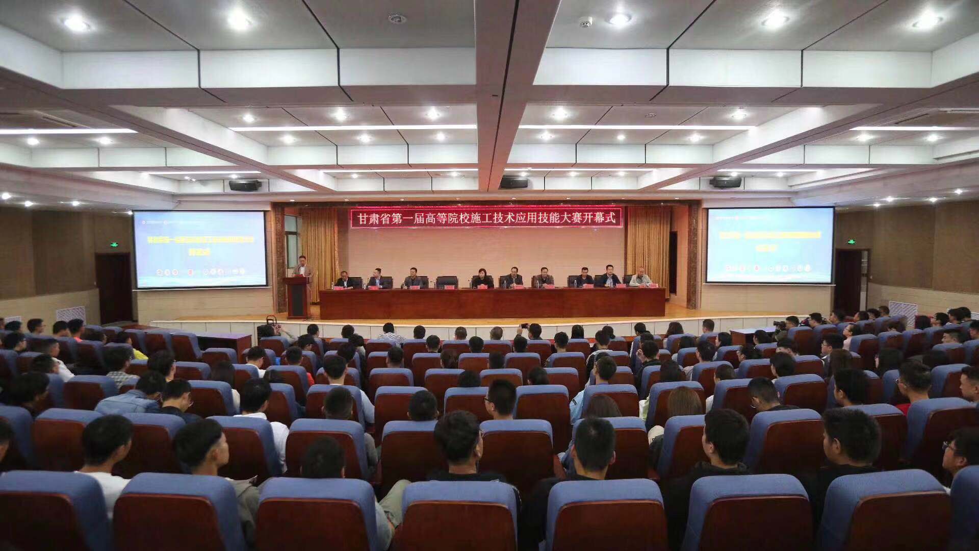 岳的大肥臀让我进