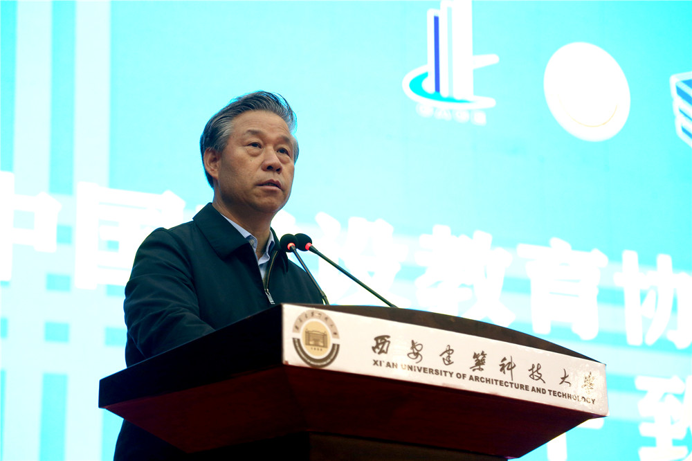 岳的大肥臀让我进