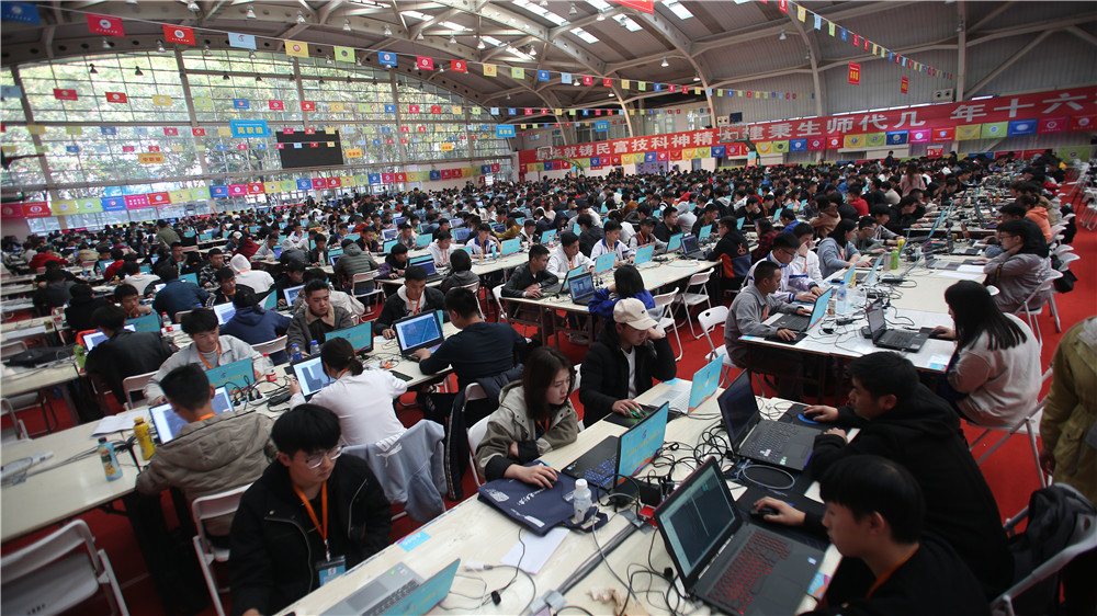 岳的大肥臀让我进