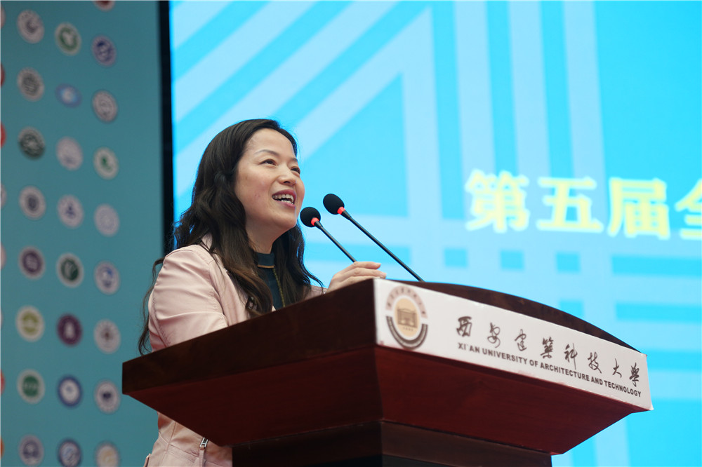 岳的大肥臀让我进