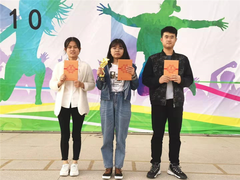 岳的大肥臀让我进