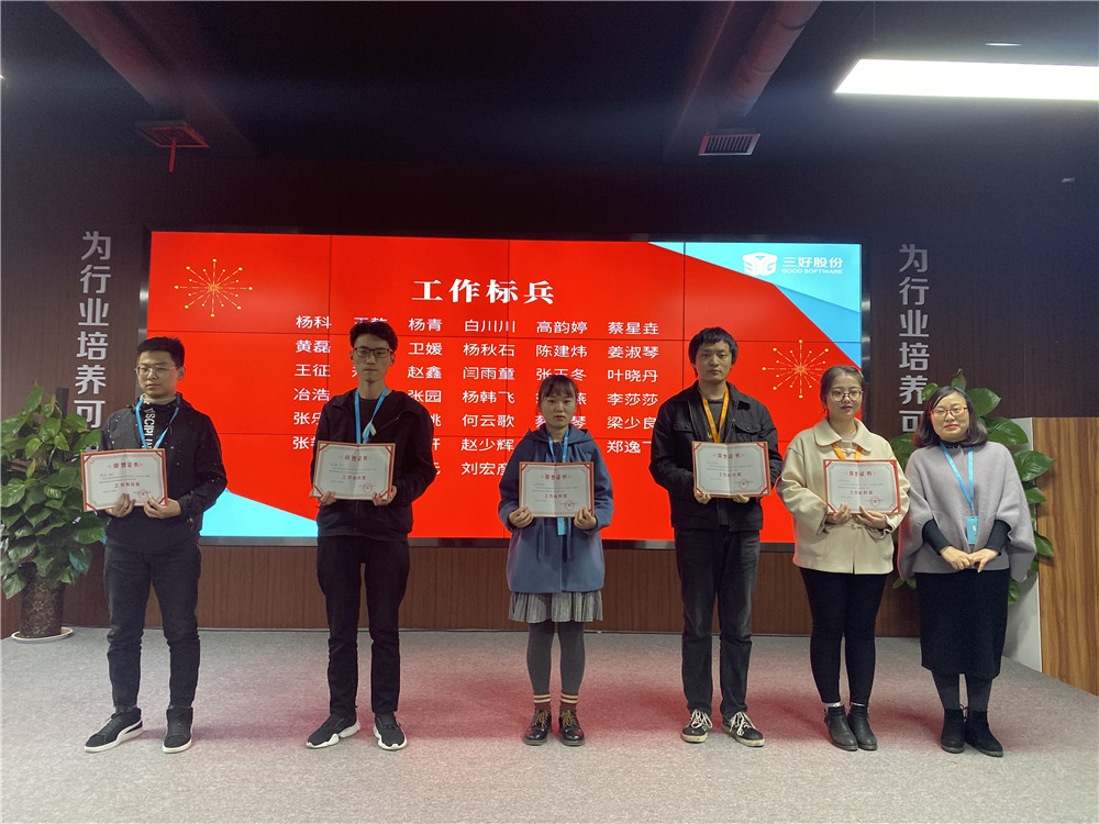 岳的大肥臀让我进