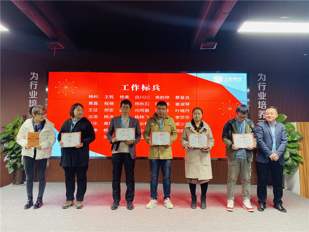 岳的大肥臀让我进