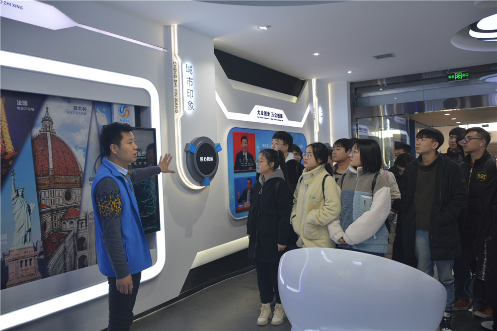 岳的大肥臀让我进