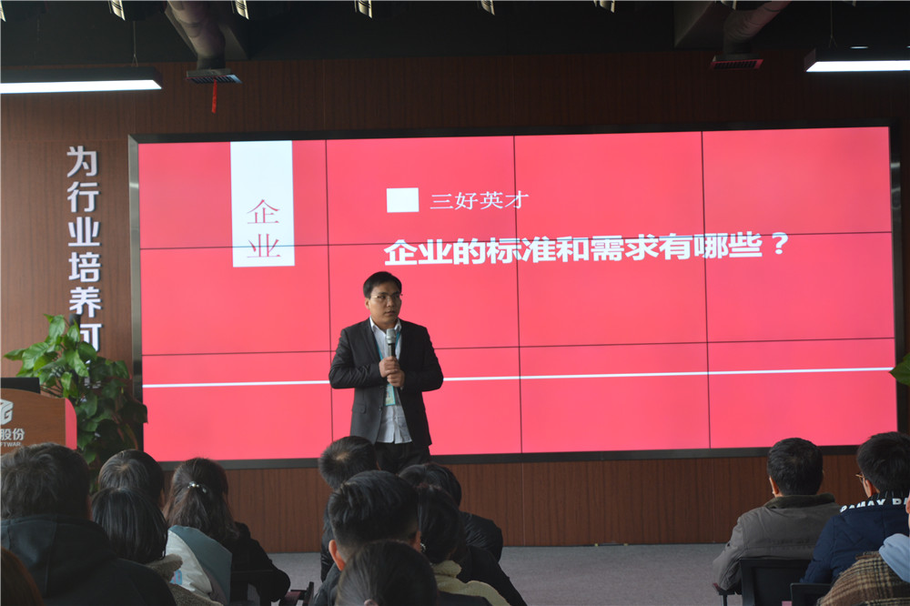 岳的大肥臀让我进