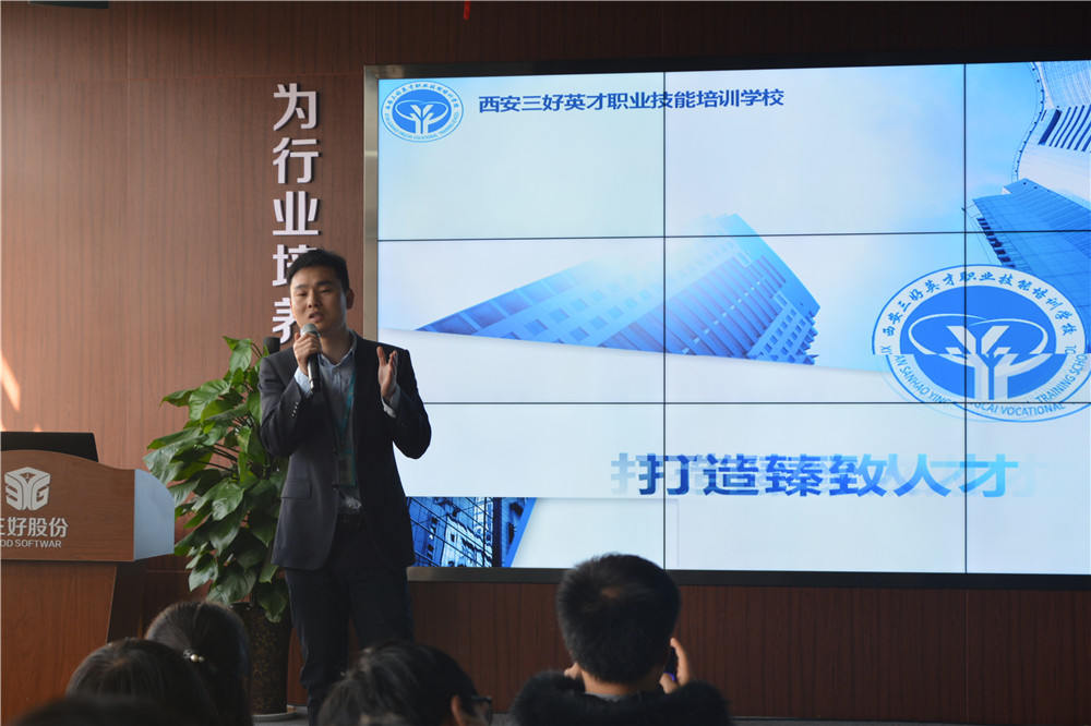 岳的大肥臀让我进