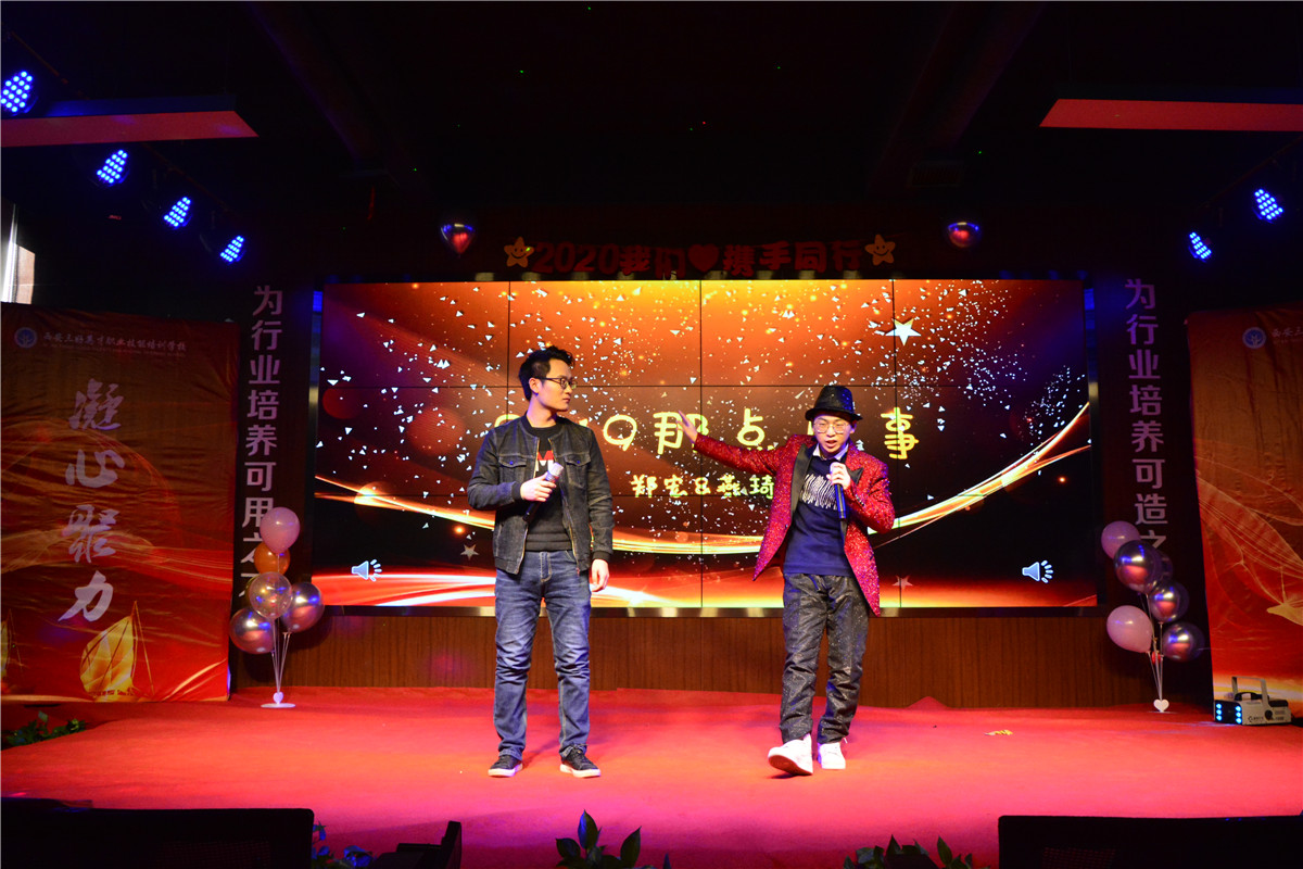 岳的大肥臀让我进