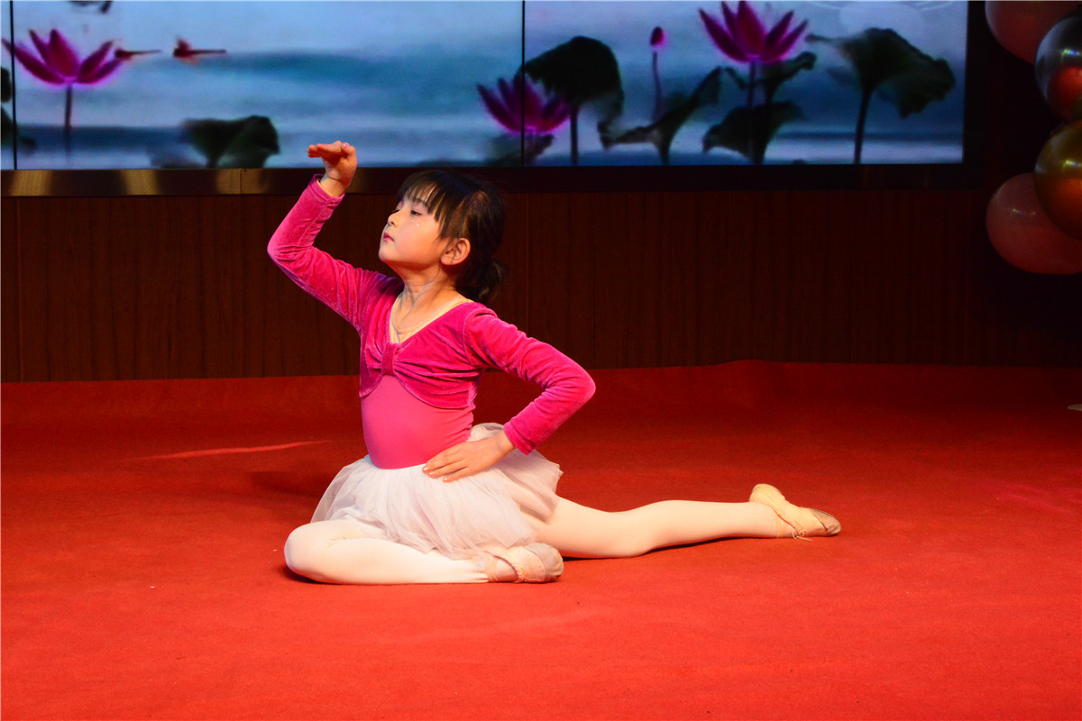 岳的大肥臀让我进