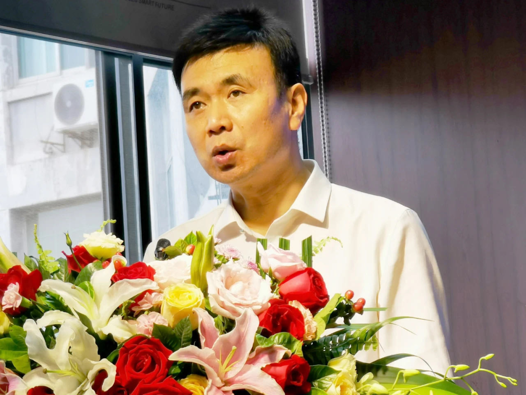 岳的大肥臀让我进