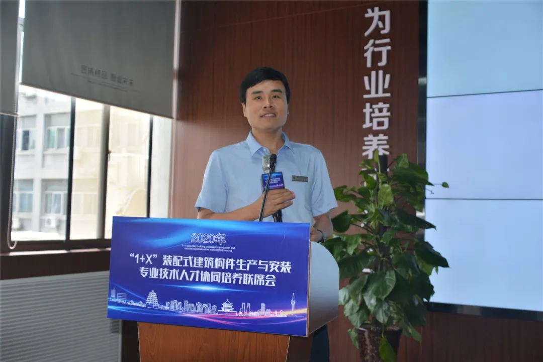 岳的大肥臀让我进