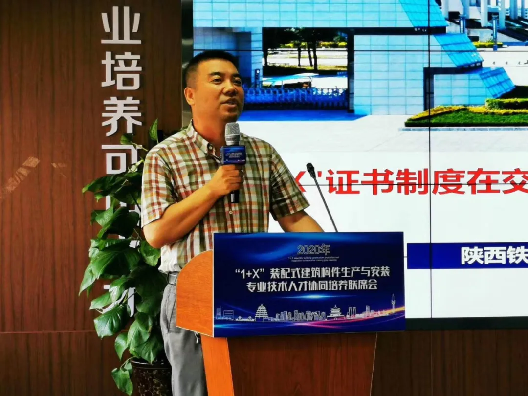 岳的大肥臀让我进