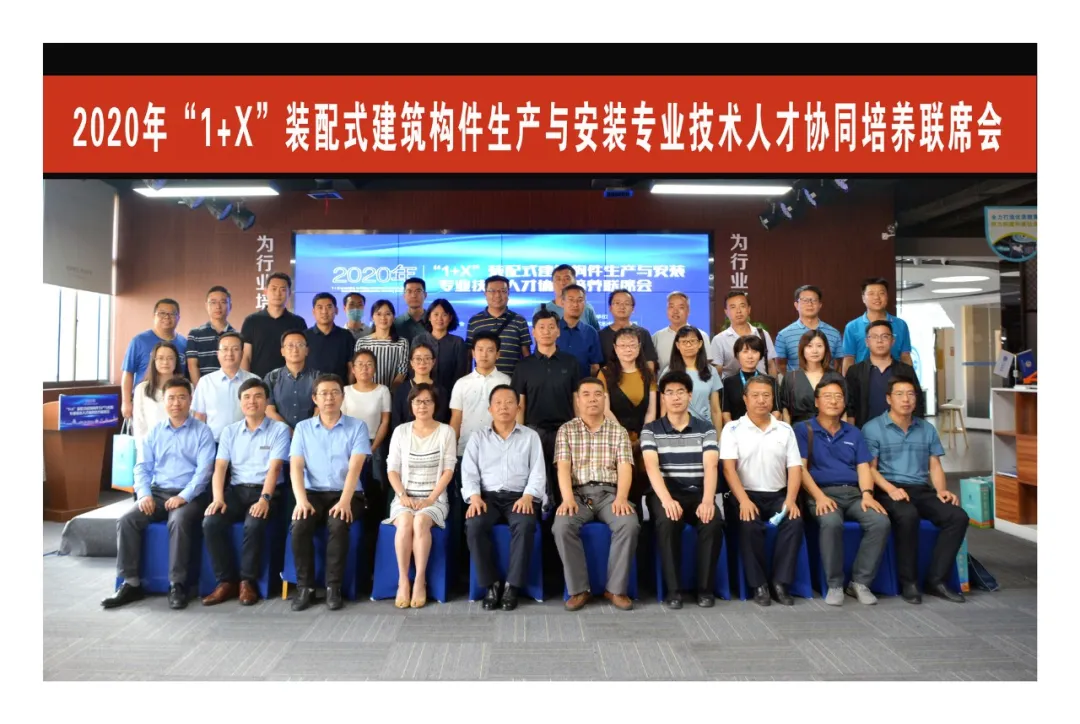 岳的大肥臀让我进