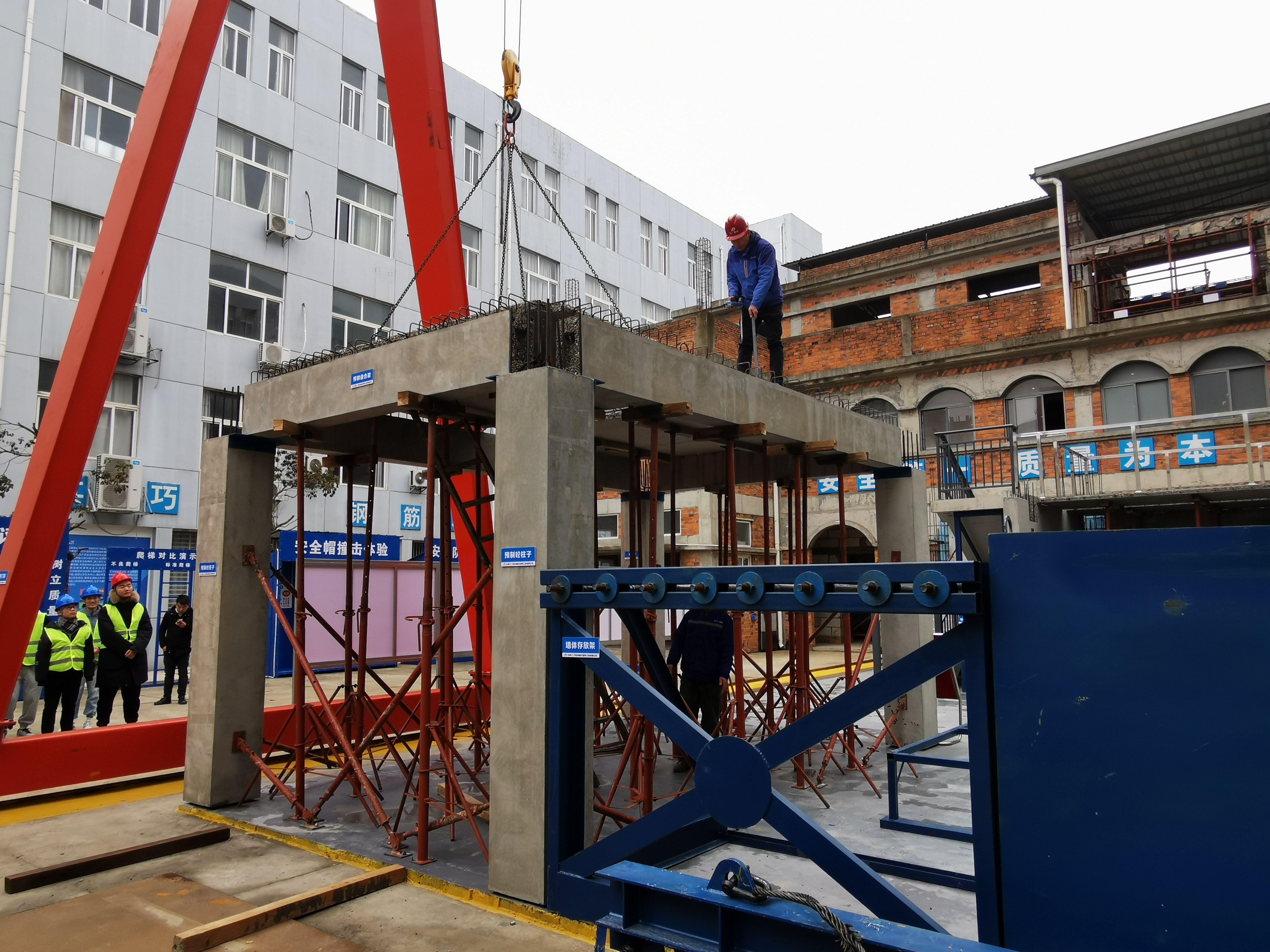 岳的大肥臀让我进