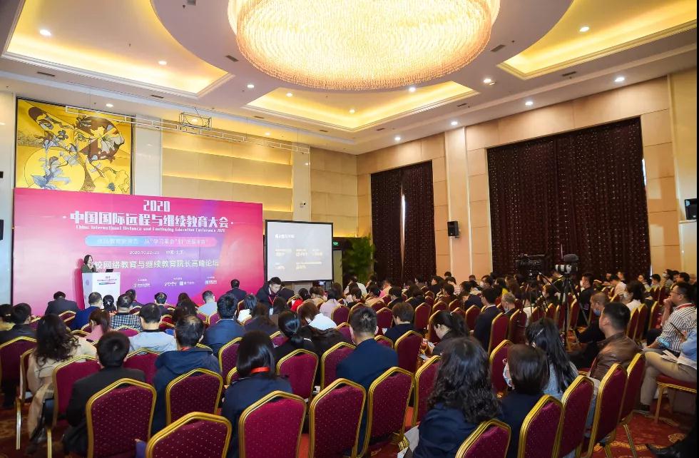 岳的大肥臀让我进