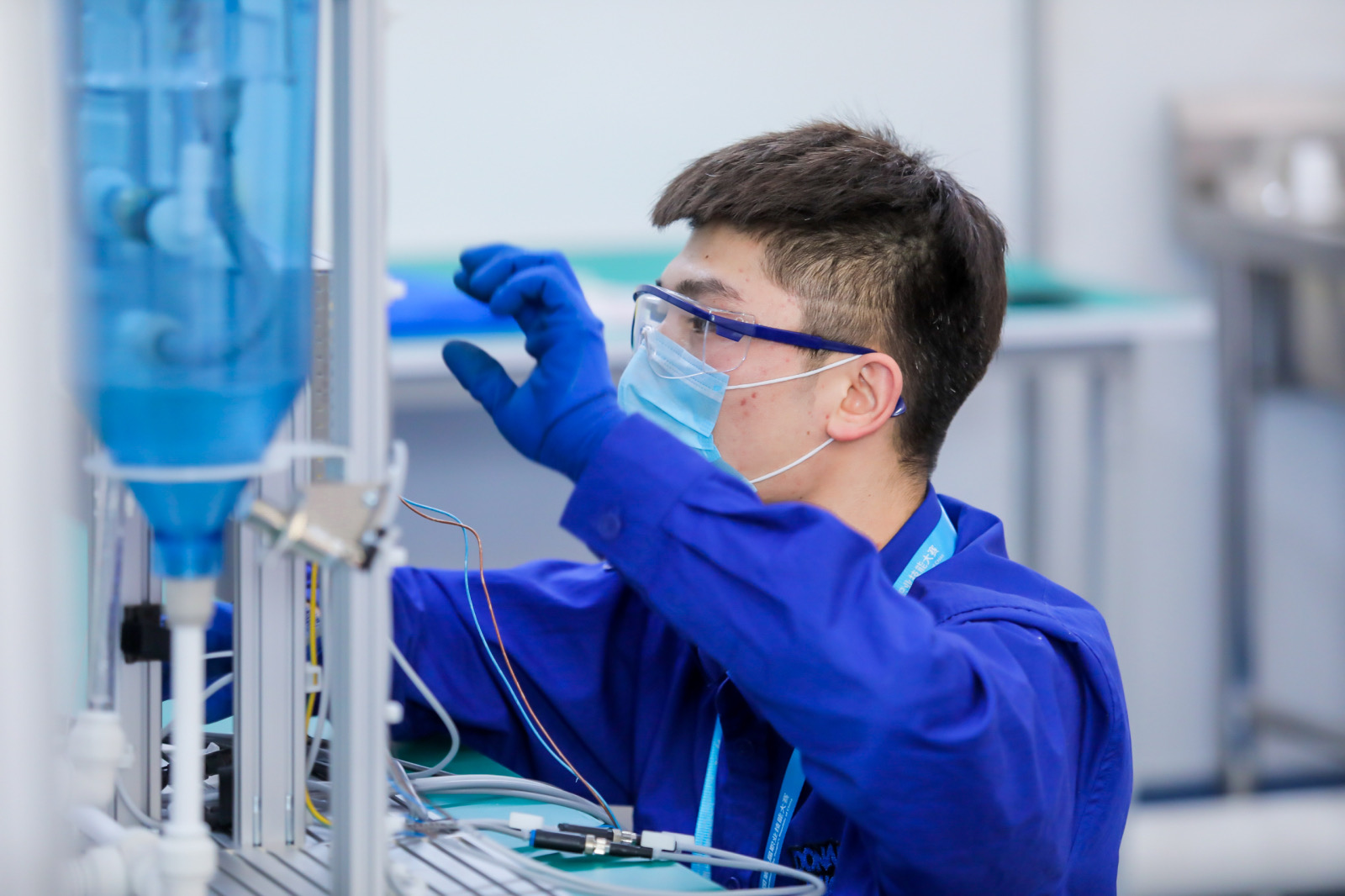 岳的大肥臀让我进