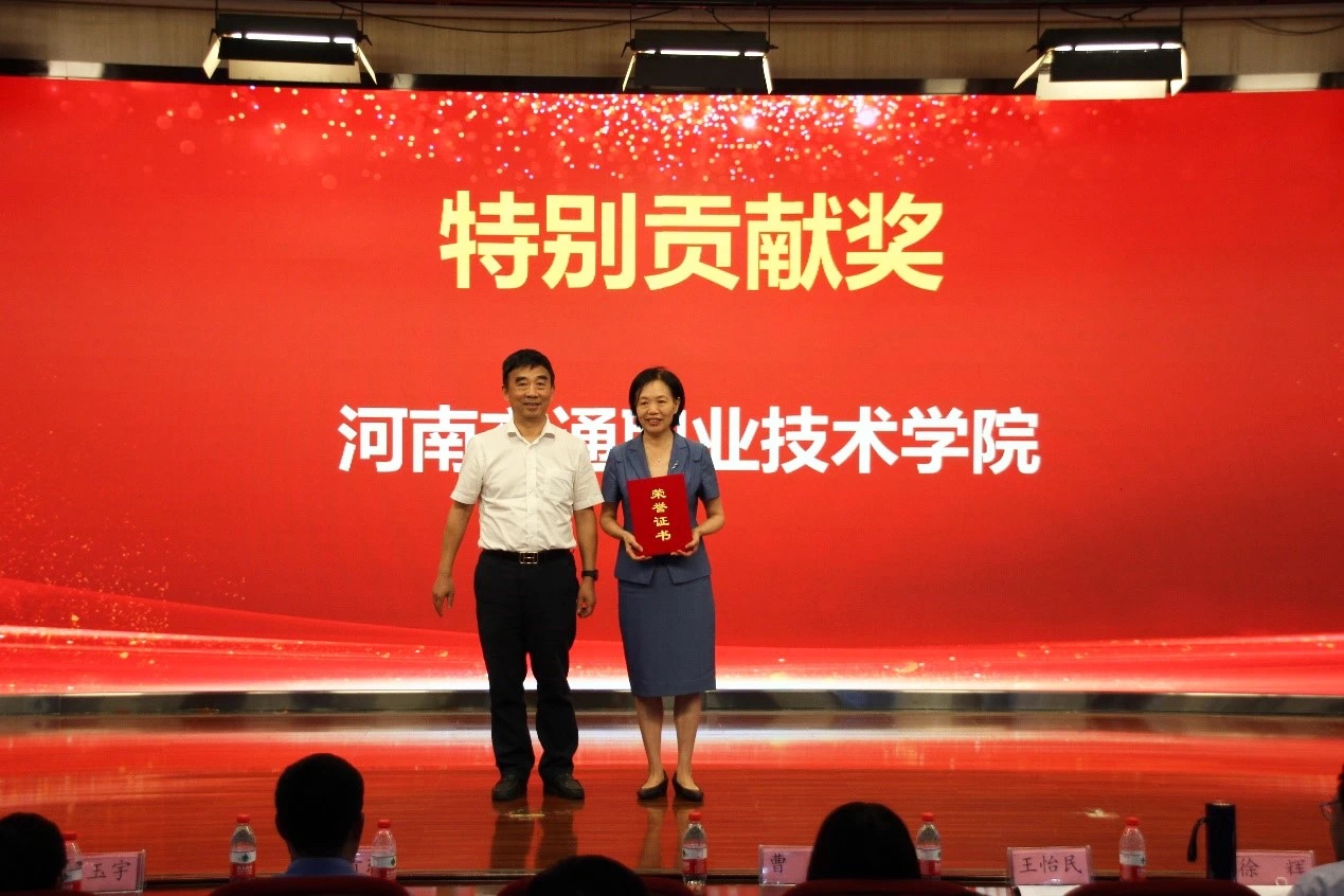 岳的大肥臀让我进