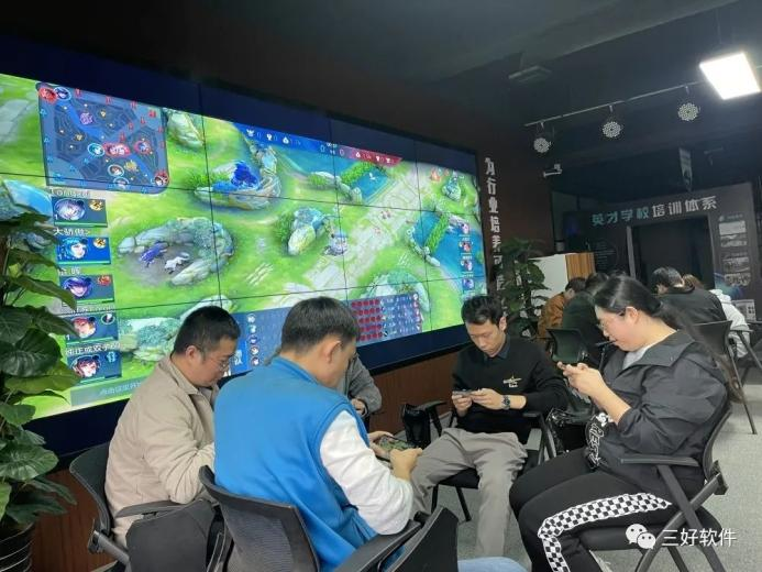 岳的大肥臀让我进