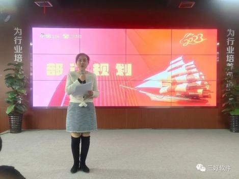 岳的大肥臀让我进