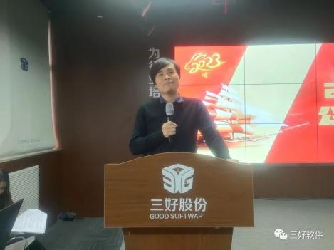 岳的大肥臀让我进