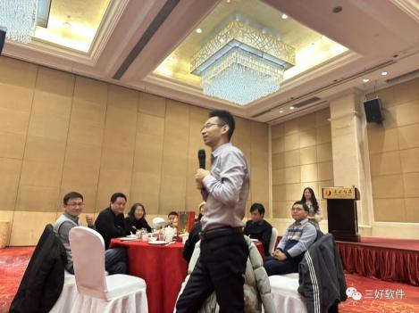 岳的大肥臀让我进