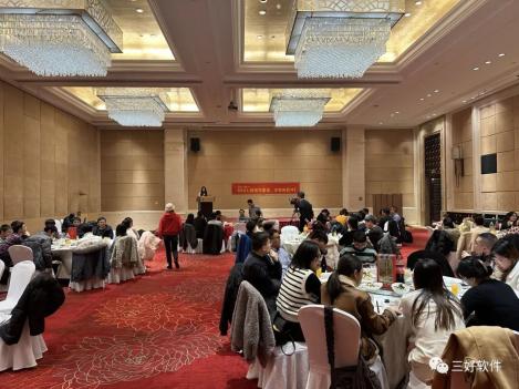 岳的大肥臀让我进