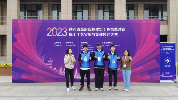 岳的大肥臀让我进