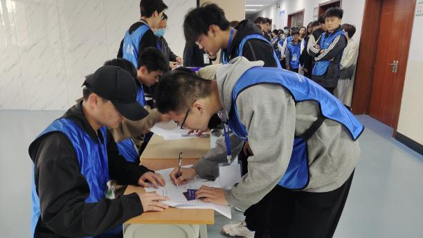 岳的大肥臀让我进