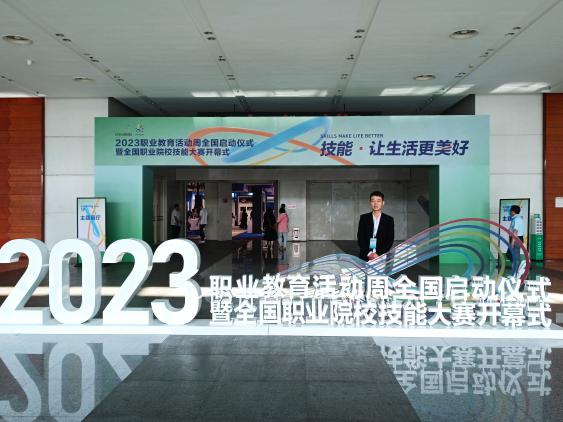 岳的大肥臀让我进