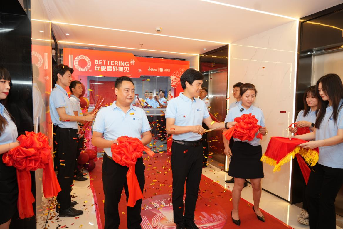 岳的大肥臀让我进