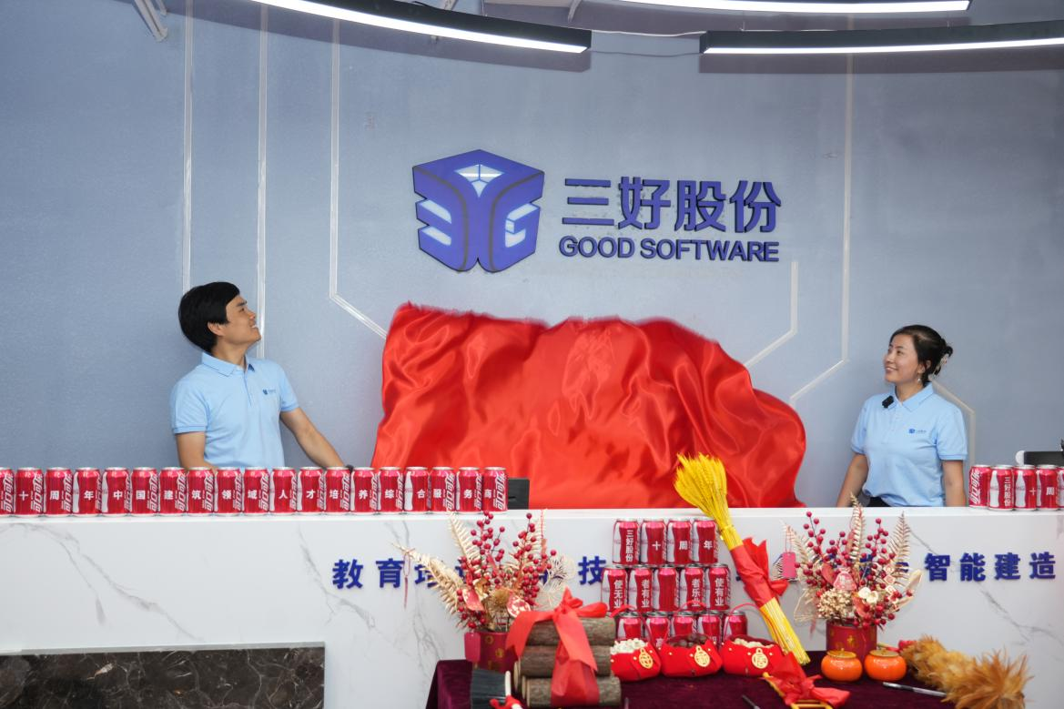 岳的大肥臀让我进