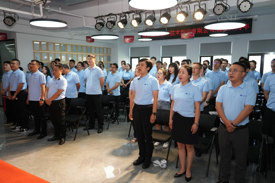 岳的大肥臀让我进