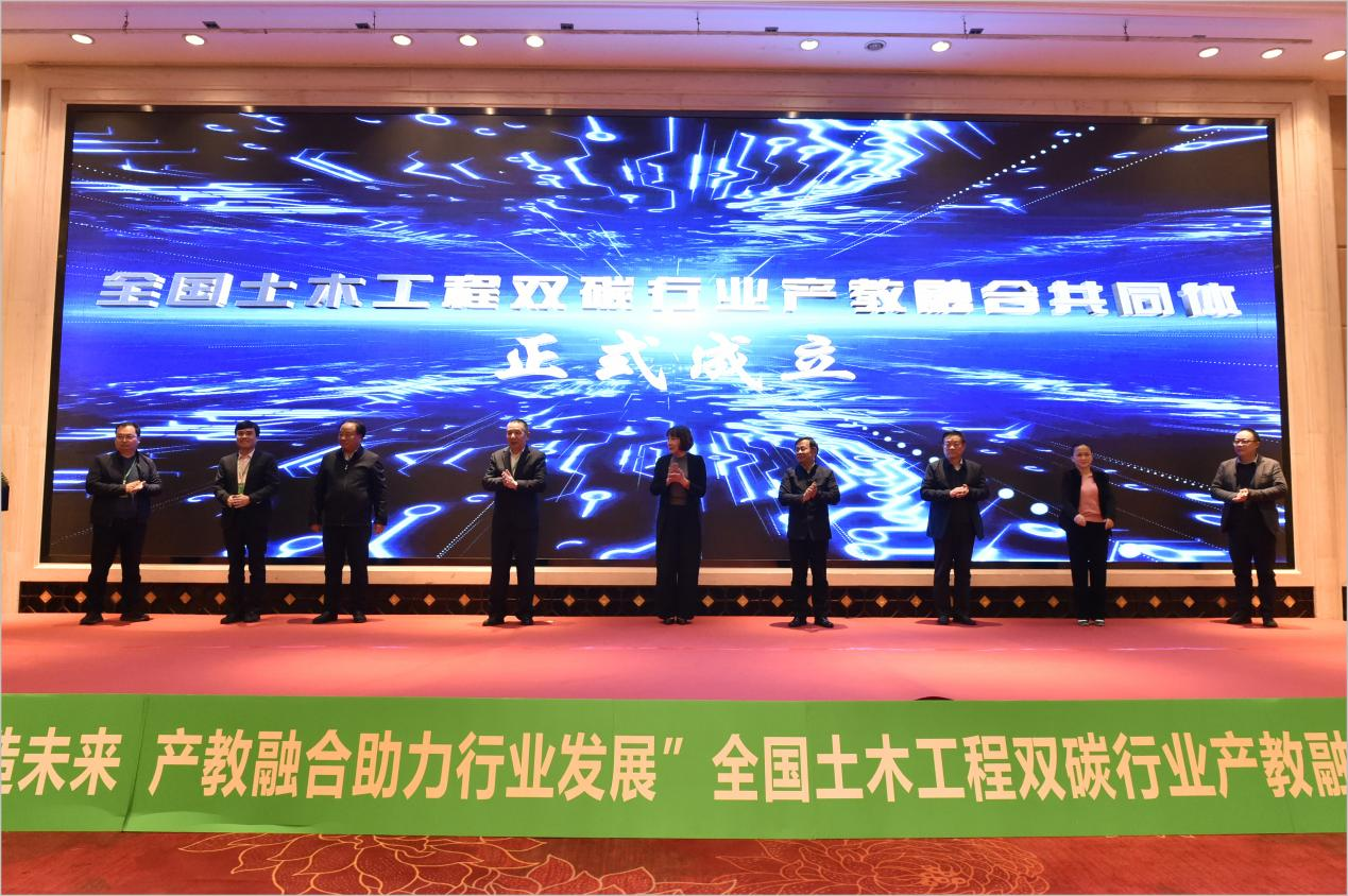 岳的大肥臀让我进