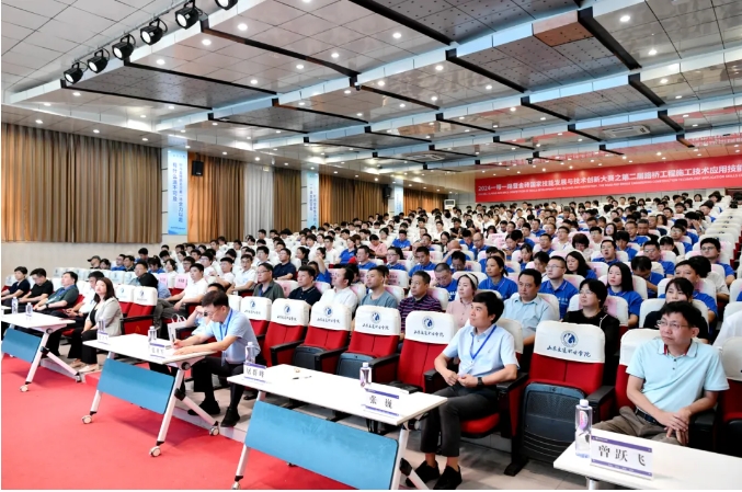 岳的大肥臀让我进