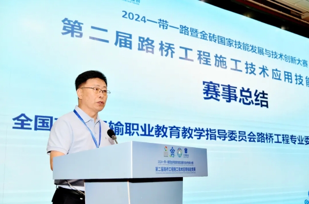 岳的大肥臀让我进