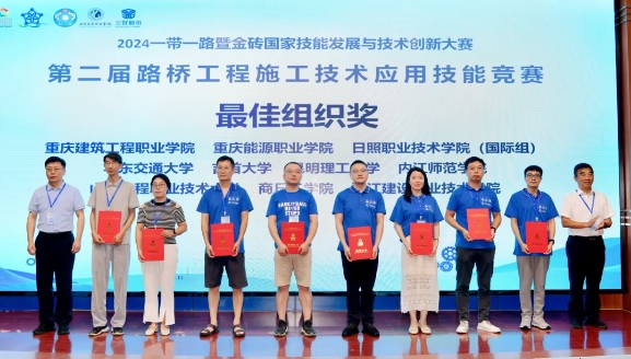 岳的大肥臀让我进